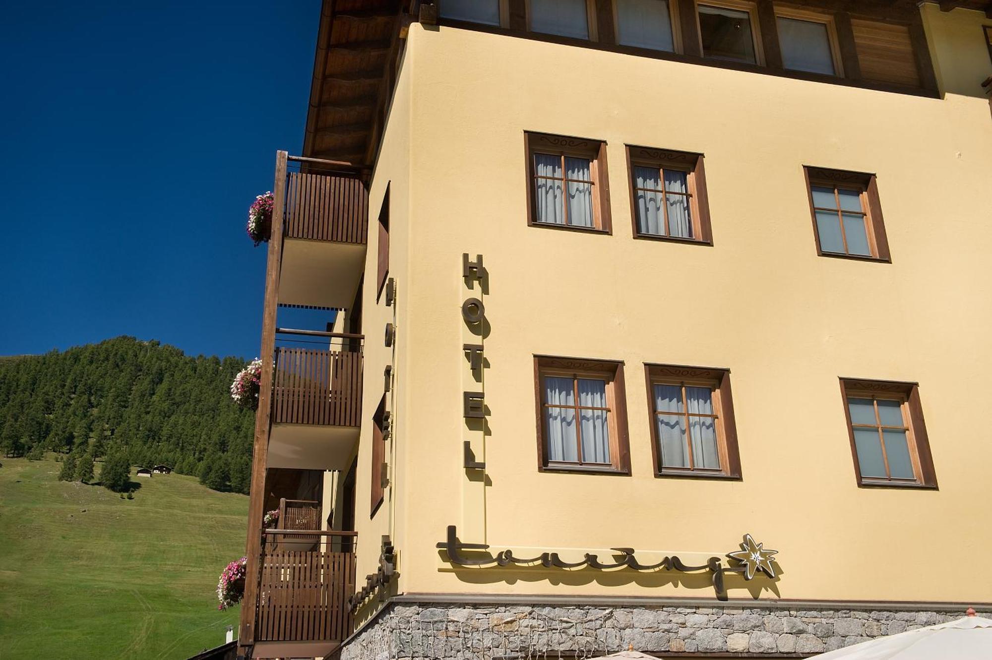 Hotel Touring 4*